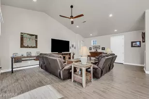 565 W Perkins St, San Tan Valley, AZ 85143 - Photo 24