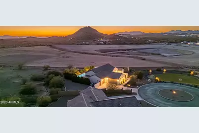 565 W Perkins Street, San Tan Valley, AZ 85143 - Photo 6