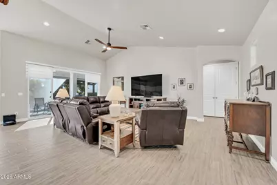 565 W Perkins Street, San Tan Valley, AZ 85143 - Photo 20