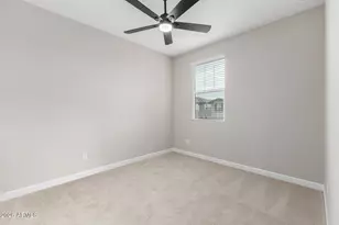 5818 E Zachary Dr, Phoenix, AZ 85054 - Photo 28