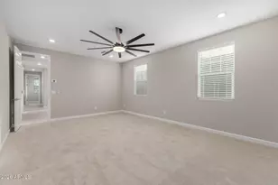 5818 E Zachary Dr, Phoenix, AZ 85054 - Photo 20