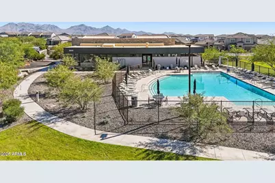 5818 E Zachary Drive, Phoenix, AZ 85054 - Photo 2