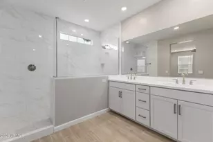 5818 E Zachary Dr, Phoenix, AZ 85054 - Photo 24