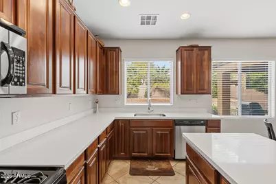 2212 W Blaylock Drive, Phoenix, AZ 85085 - Photo 4