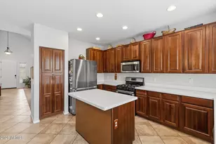 2212 W Blaylock Dr, Phoenix, AZ 85085 - Photo 32