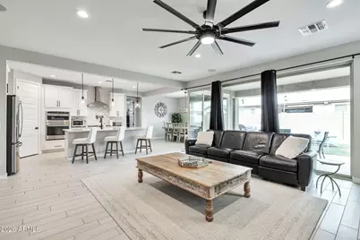 7526 W Jones Avenue, Phoenix, AZ 85043 - Photo 12