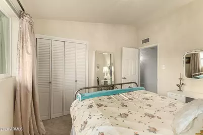 4601 N 75th Street, Scottsdale, AZ 85251 - Photo 18