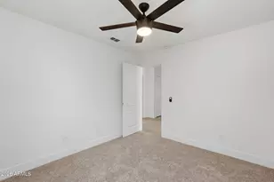 5261 W Shannon Ct, Chandler, AZ 85226 - Photo 26