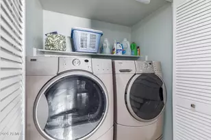 7830 N 21st Dr, Phoenix, AZ 85021 - Photo 32