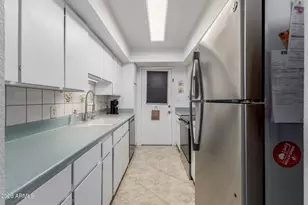 7830 N 21st Dr, Phoenix, AZ 85021 - Photo 16