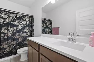 16537 W Hayley Wy, Goodyear, AZ 85338 - Photo 14