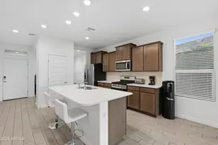 16537 W Hayley Wy, Goodyear, AZ 85338 - Photo 12