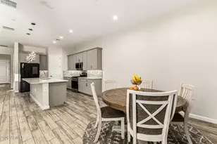 10321 W Deanna Dr, Peoria, AZ 85382 - Photo 22