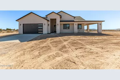 33227 W Sunland Avenue, Tonopah, AZ 85354 - Photo 2