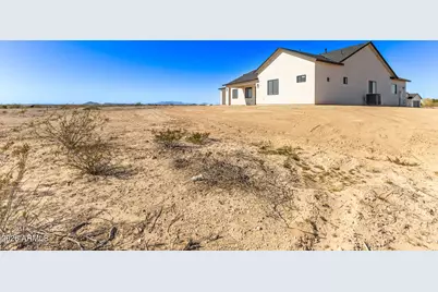33227 W Sunland Avenue, Tonopah, AZ 85354 - Photo 38