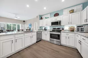 14141 W Robertson Dr, Sun City West, AZ 85375 - Photo 10