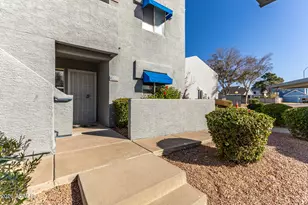 220 N 22nd Pl, Mesa, AZ 85213 - Photo 2