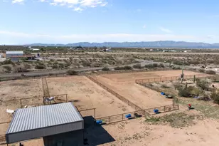 51539 W Donald Rd, Aguila, AZ 85320 - Photo 10