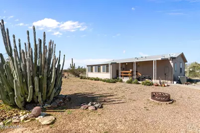 51539 W Donald Road, Aguila, AZ 85320 - Photo 14