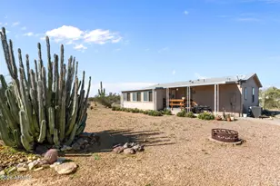 51539 W Donald Rd, Aguila, AZ 85320 - Photo 14