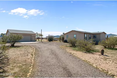 51539 W Donald Road, Aguila, AZ 85320 - Photo 22