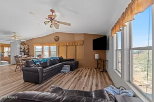 51539 W Donald Rd, Aguila, AZ 85320 - Photo 30