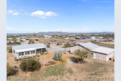 51539 W Donald Road, Aguila, AZ 85320 - Photo 16