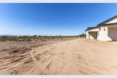 33239 W Sunland Avenue, Tonopah, AZ 85354 - Photo 42