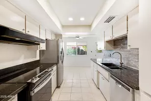 1036 E Geneva Dr, Tempe, AZ 85282 - Photo 4