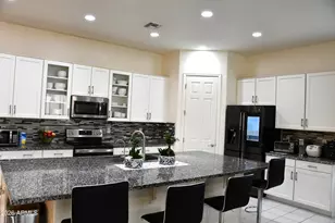 22419 N 97th Ln, Peoria, AZ 85383 - Photo 8