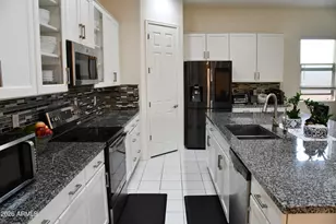 22419 N 97th Ln, Peoria, AZ 85383 - Photo 4