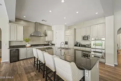 23917 N 24th Place, Phoenix, AZ 85024 - Photo 10