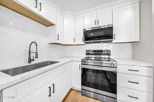 1214 E Butler Dr, Phoenix, AZ 85020 - Photo 8