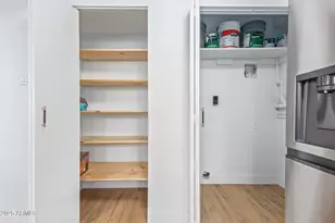 351 E Thomas Rd, Phoenix, AZ 85012 - Photo 14