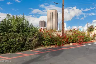 351 E Thomas Rd, Phoenix, AZ 85012 - Photo 28