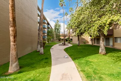 351 E Thomas Road #D208, Phoenix, AZ 85012 - Photo 34