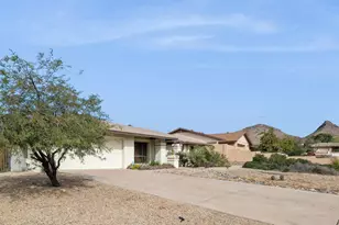 14232 North 11th St, Phoenix, AZ 85022 - Photo 2