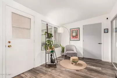 10864 W Santa Fe Drive, Sun City, AZ 85351 - Photo 6