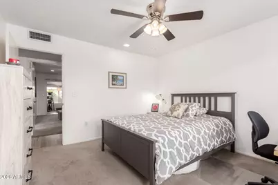 10864 W Santa Fe Drive, Sun City, AZ 85351 - Photo 24