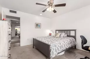 10864 W Santa Fe Dr, Sun City, AZ 85351 - Photo 24