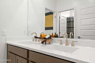 27401 N 69th Ln, Peoria, AZ 85383 - Photo 32