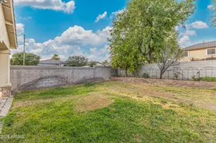 18196 W Ivy Ln, Surprise, AZ 85388 - Photo 28