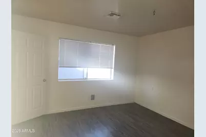 2531 W Morten Avenue #1, Phoenix, AZ 85051 - Photo 4
