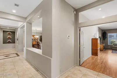 18735 N 83rd Lane, Peoria, AZ 85382 - Photo 10