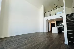 215 E McKinley St, Phoenix, AZ 85004 - Photo 4