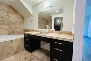 215 E McKinley St, Phoenix, AZ 85004 - Photo 14