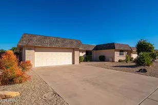 10004 W Pleasant Valley Rd, Sun City, AZ 85351 - Photo 4