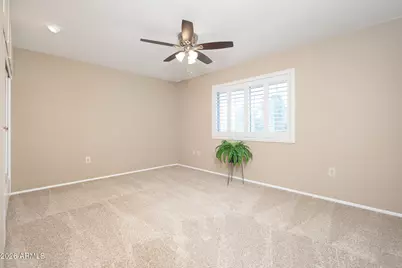 10004 W Pleasant Valley Road, Sun City, AZ 85351 - Photo 32