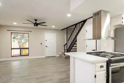 5002 E Hazel Drive #2, Phoenix, AZ 85044 - Photo 10
