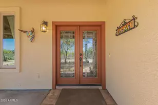6421 E Gloria Ln, Cave Creek, AZ 85331 - Photo 2